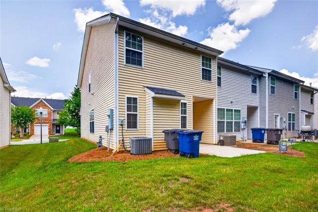 2279 Hartfield Circle, Winston-salem, NC 27103