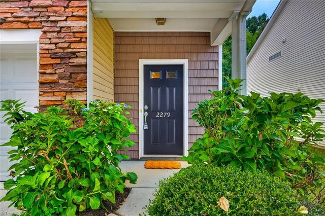 2279 Hartfield Circle, Winston-salem, NC 27103