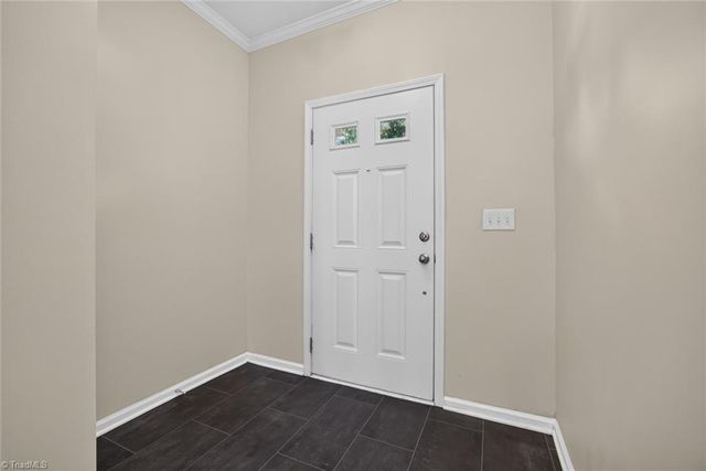 2279 Hartfield Circle, Winston-salem, NC 27103