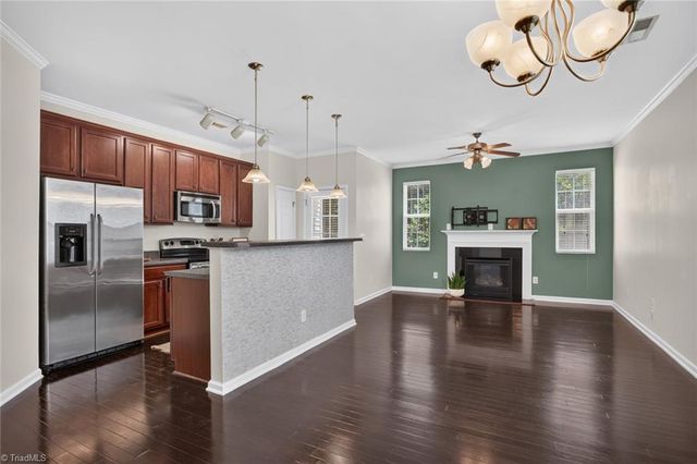 2279 Hartfield Circle, Winston-salem, NC 27103