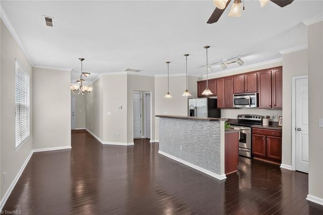 2279 Hartfield Circle, Winston-salem, NC 27103