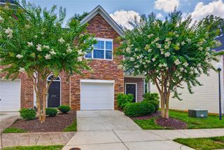 2279 Hartfield Circle, Winston-salem, NC 27103