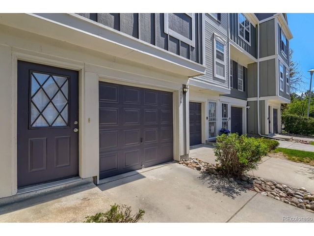 12008 E Hoye Dr, Aurora, CO 80012