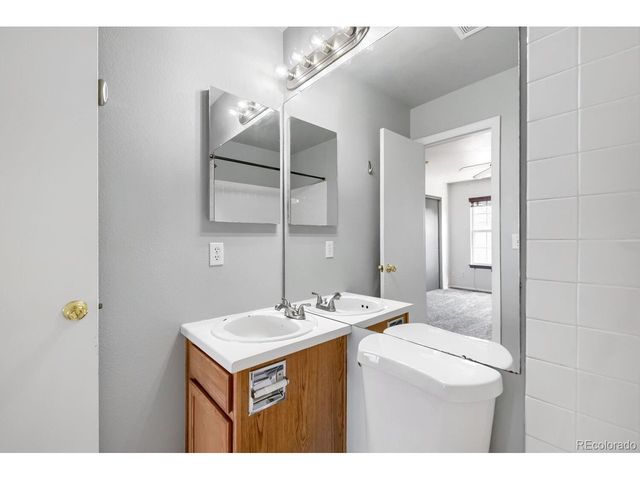 12008 E Hoye Dr, Aurora, CO 80012