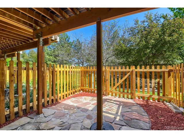 12008 E Hoye Dr, Aurora, CO 80012