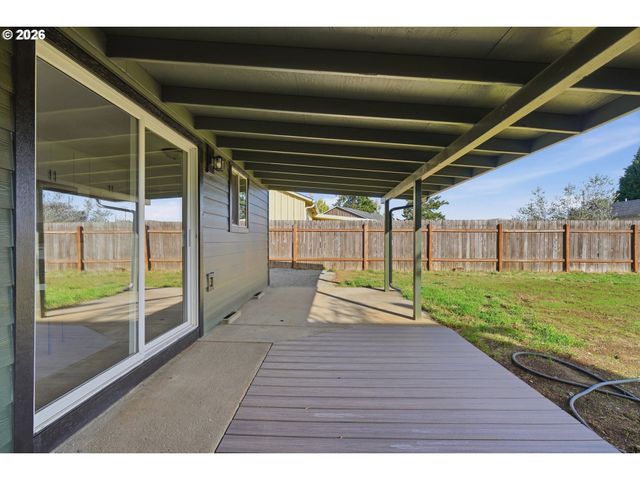 10323 Ne 58TH St, Vancouver, WA 98662