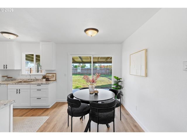 10323 Ne 58TH St, Vancouver, WA 98662