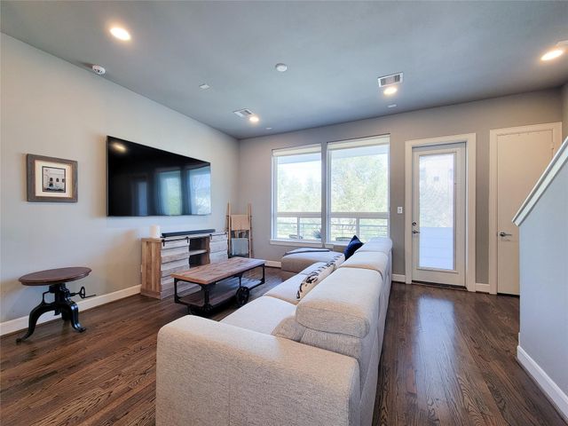 1705 Eado Point Lane, Houston, TX 77003