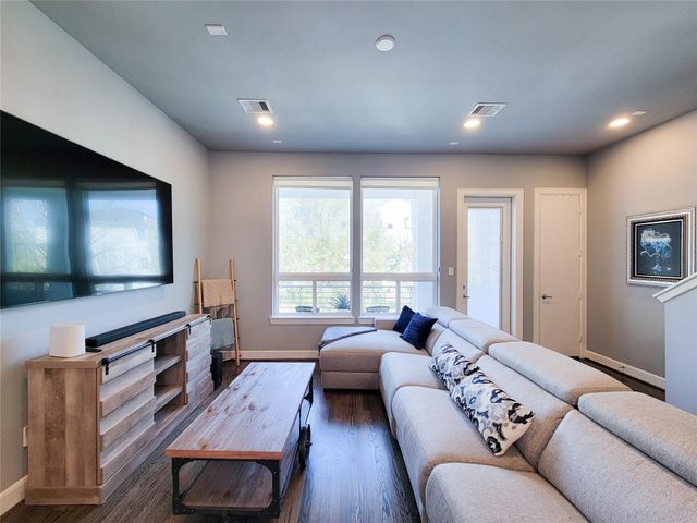 1705 Eado Point Lane, Houston, TX 77003