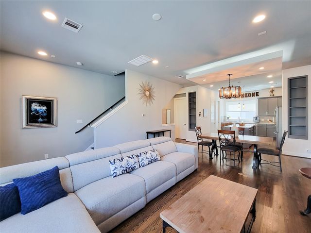 1705 Eado Point Lane, Houston, TX 77003