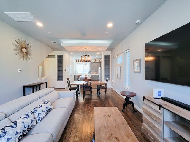 1705 Eado Point Lane, Houston, TX 77003