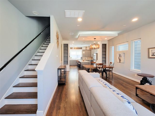 1705 Eado Point Lane, Houston, TX 77003