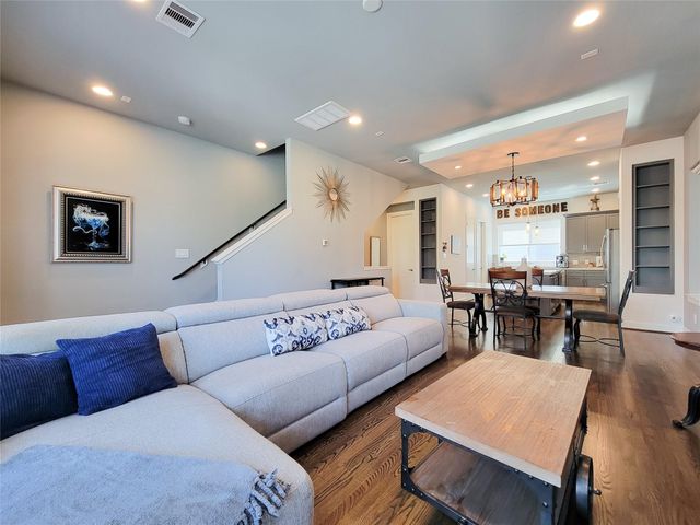 1705 Eado Point Lane, Houston, TX 77003