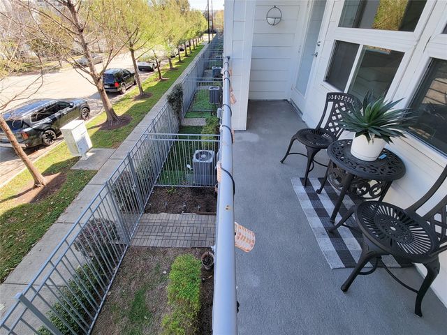 1705 Eado Point Lane, Houston, TX 77003