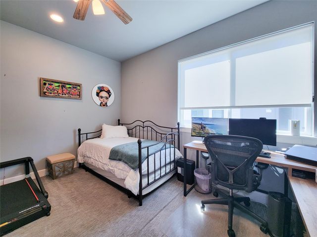 1705 Eado Point Lane, Houston, TX 77003