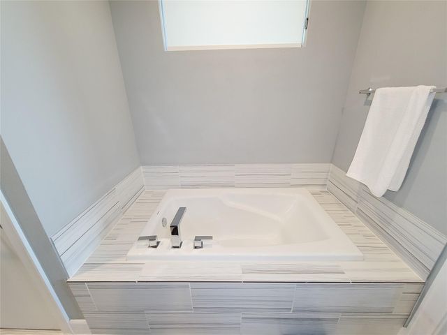 1705 Eado Point Lane, Houston, TX 77003