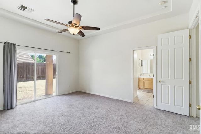 2415 Macau Street, Bakersfield, CA 93313