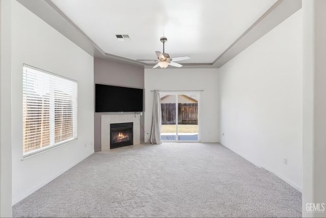 2415 Macau Street, Bakersfield, CA 93313