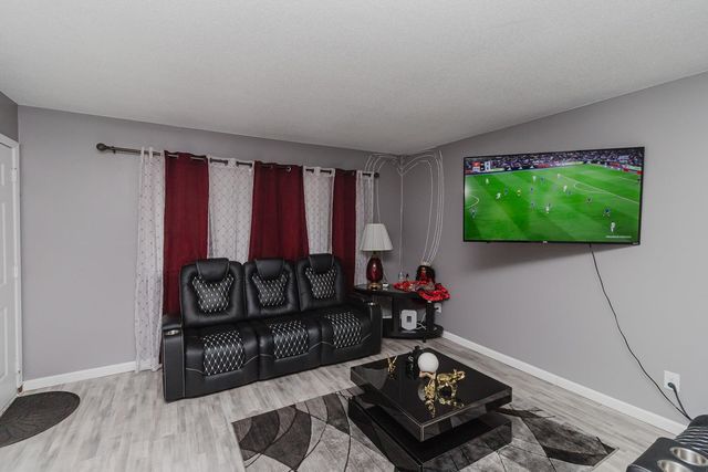 1709 S Main St., Wichita, KS 67213