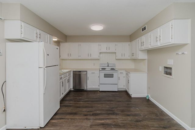 1709 S Main St., Wichita, KS 67213