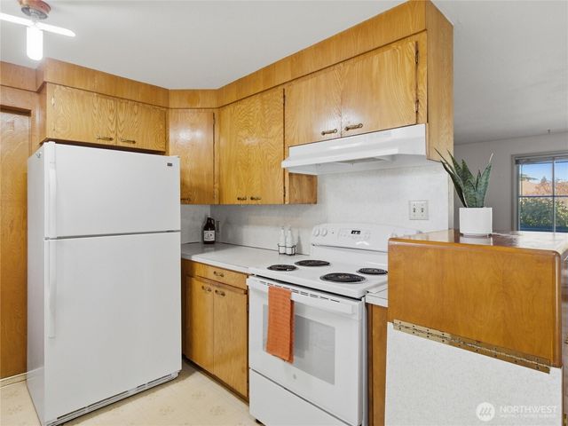 1501 N Huson, Tacoma, WA 98406