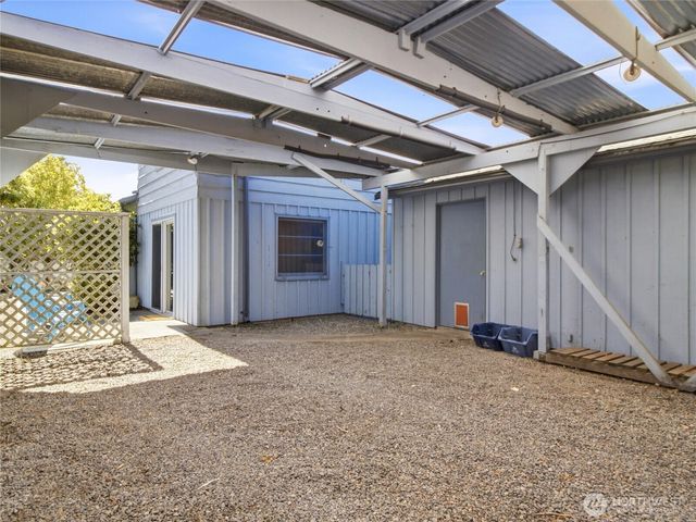 1501 N Huson, Tacoma, WA 98406