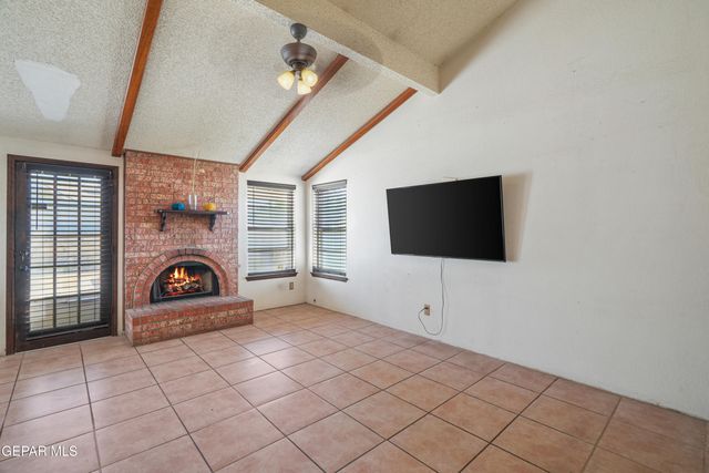 1610 Gene Torres Drive, El Paso, TX 79936