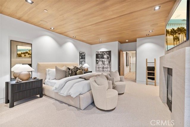 1399 Galaxy Drive, Newport Beach, CA 92660