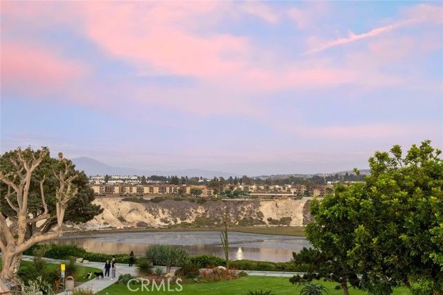 1399 Galaxy Drive, Newport Beach, CA 92660