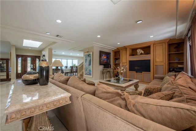 14 Palomino Lane, Rolling Hills Estates, CA 90274