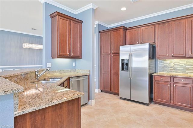 10100 Sugar Maple LN, Fort Myers, FL 33913