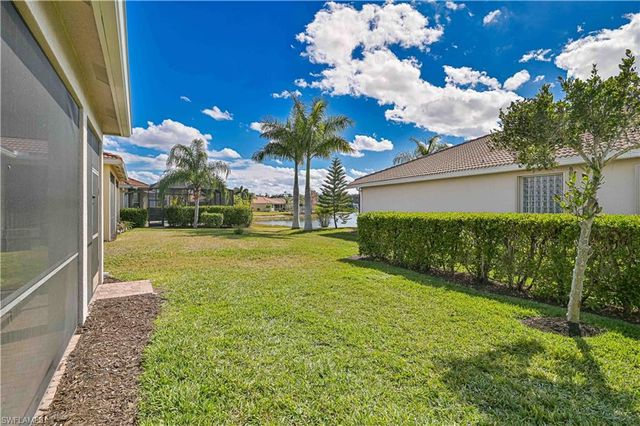 10100 Sugar Maple LN, Fort Myers, FL 33913