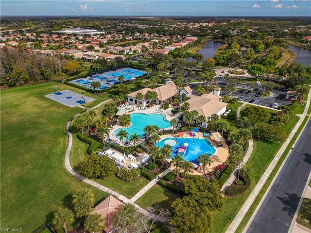 10100 Sugar Maple LN, Fort Myers, FL 33913