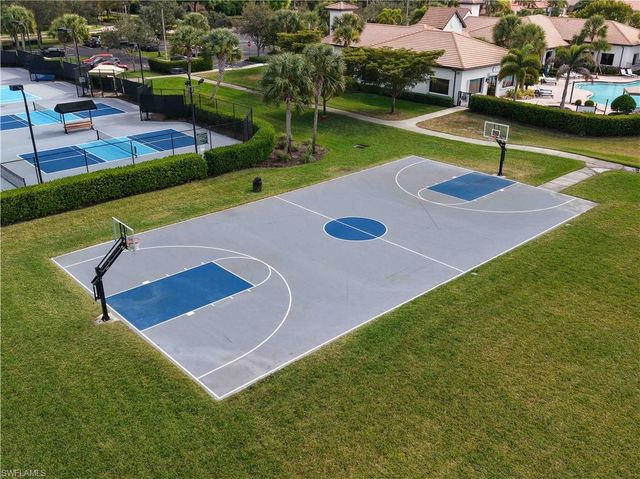 10100 Sugar Maple LN, Fort Myers, FL 33913