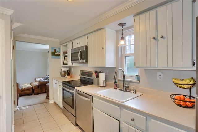 2016 Sunnydale Road, Scott Twp, PA 15243