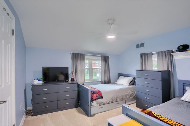 2016 Sunnydale Road, Scott Twp, PA 15243