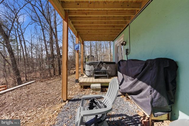 77 TALL PINE LN, Gerrardstown, WV 25420