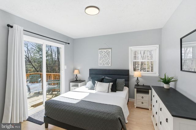 77 TALL PINE LN, Gerrardstown, WV 25420