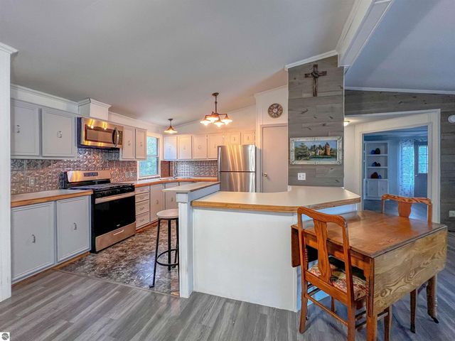 3231 Miller Drive, Sears, MI 49679