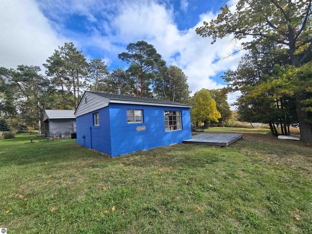 3231 Miller Drive, Sears, MI 49679