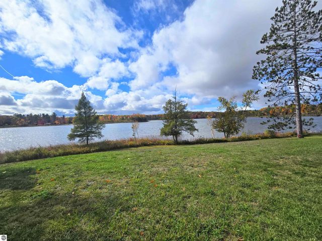 3231 Miller Drive, Sears, MI 49679