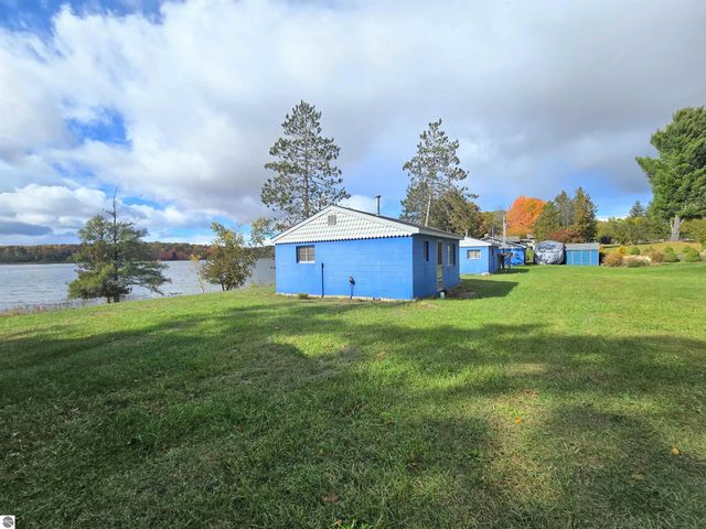 3231 Miller Drive, Sears, MI 49679