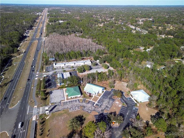 8427 S Suncoast Boulevard, Homosassa, FL 34446