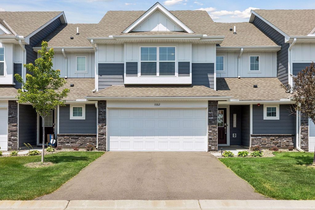 1062 Jubert Drive, Medina, MN 55340