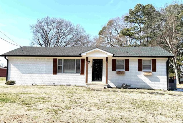 588 CIRCLE DR, Halls, TN 38040