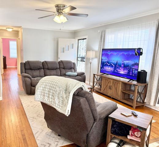 588 CIRCLE DR, Halls, TN 38040