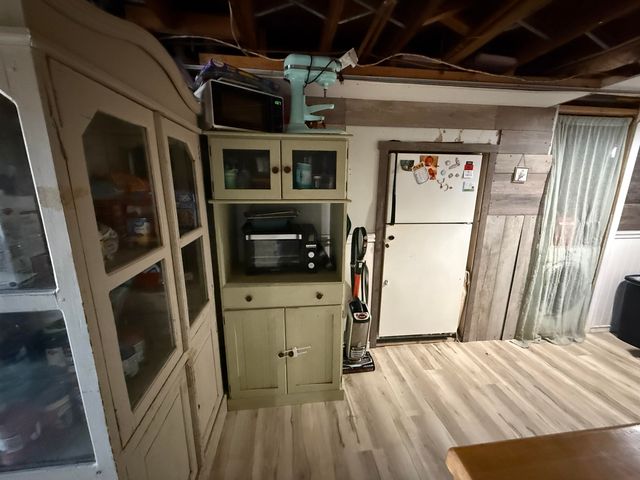 24 Mountain Road, Raymond, NH 03077