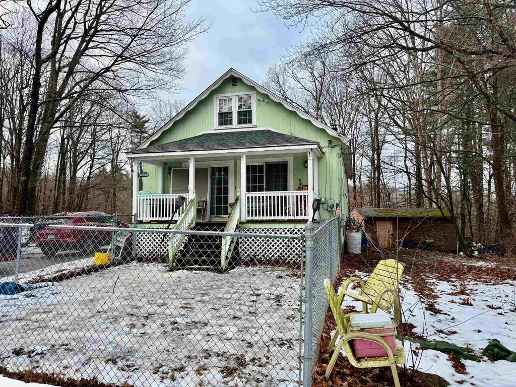 24 Mountain Road, Raymond, NH 03077