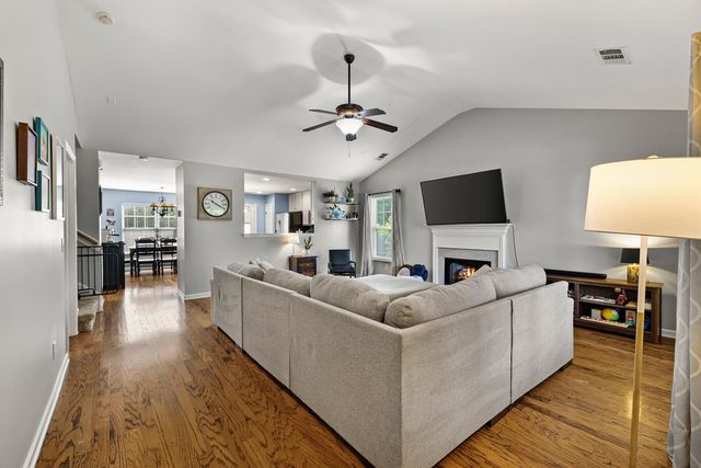 5497 Escalade Dr, Mount Juliet, TN 37122