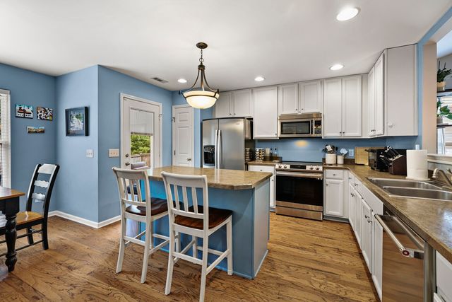 5497 Escalade Dr, Mount Juliet, TN 37122